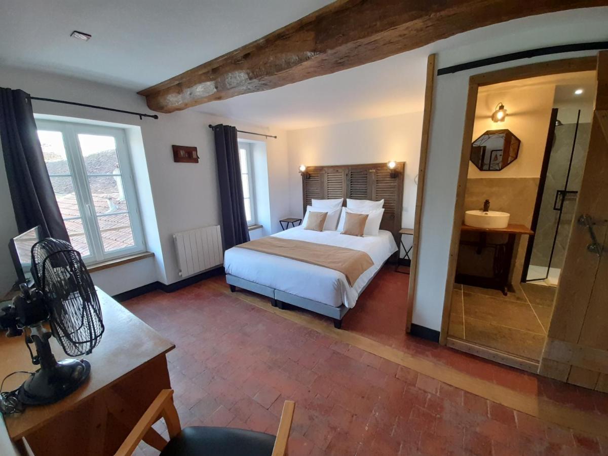 Aux Sources De Ouanne Bed & Breakfast Room photo
