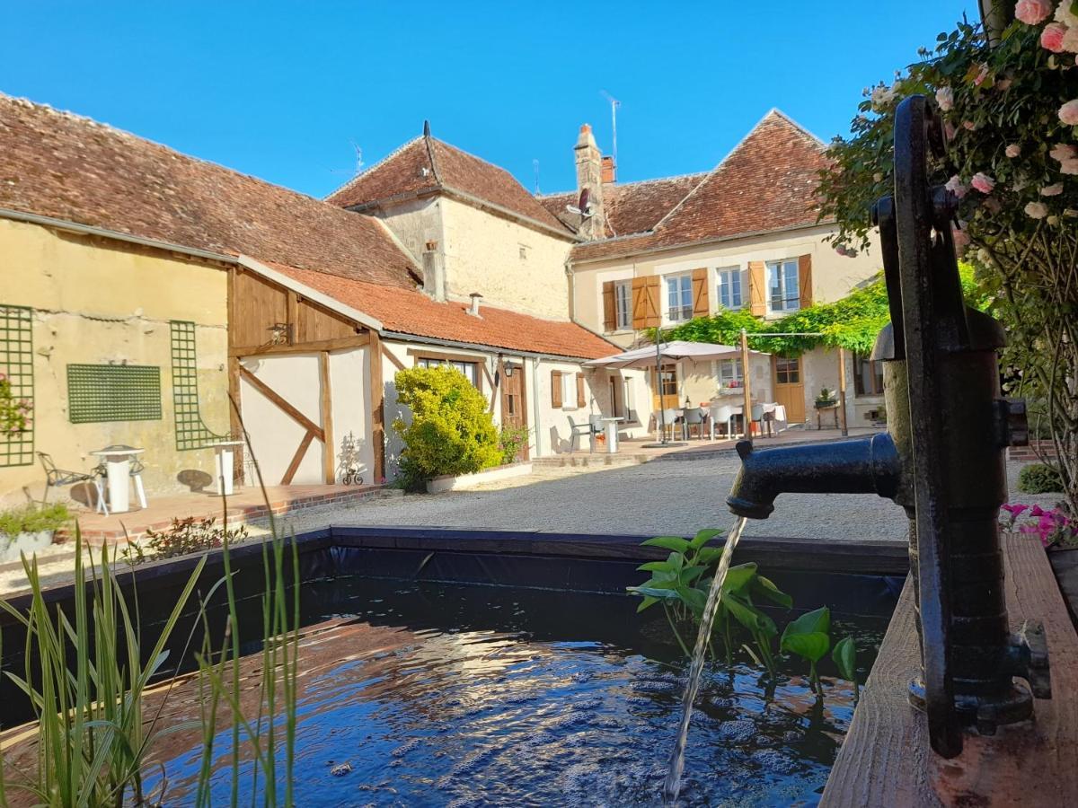 Aux Sources De Ouanne Bed & Breakfast Exterior photo