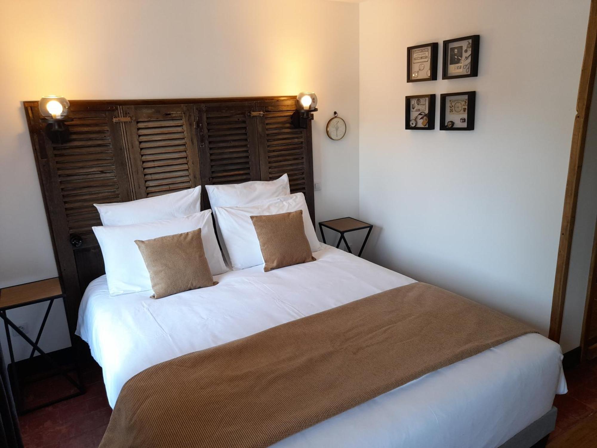 Aux Sources De Ouanne Bed & Breakfast Room photo
